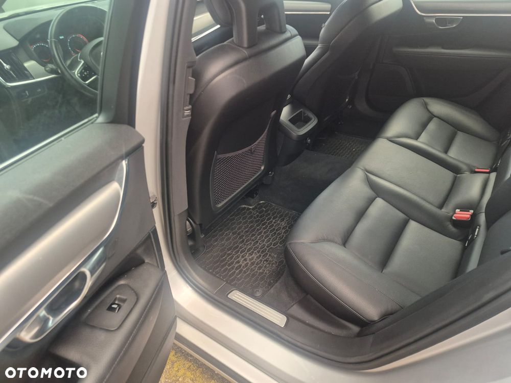 Volvo V90 D4 Geartronic Momentum - 10
