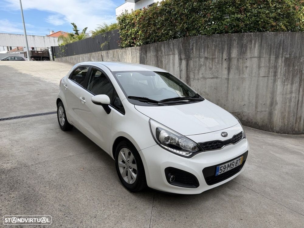 Kia Rio 1.2 CVVT LX - 3