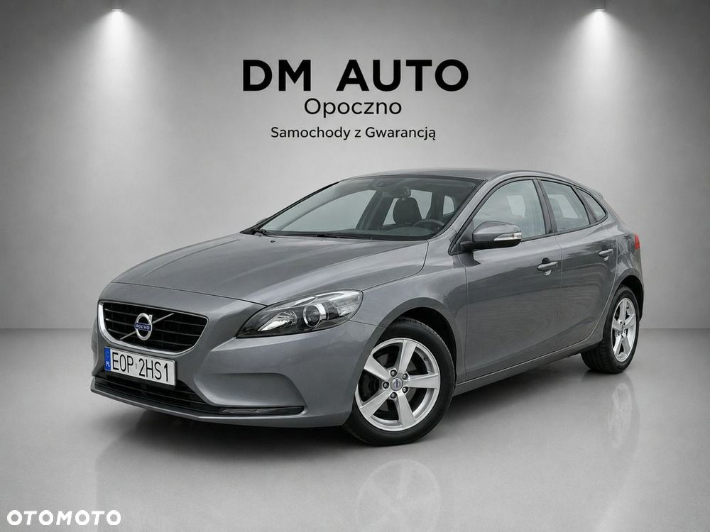 Volvo V40 D2 Momentum - 1