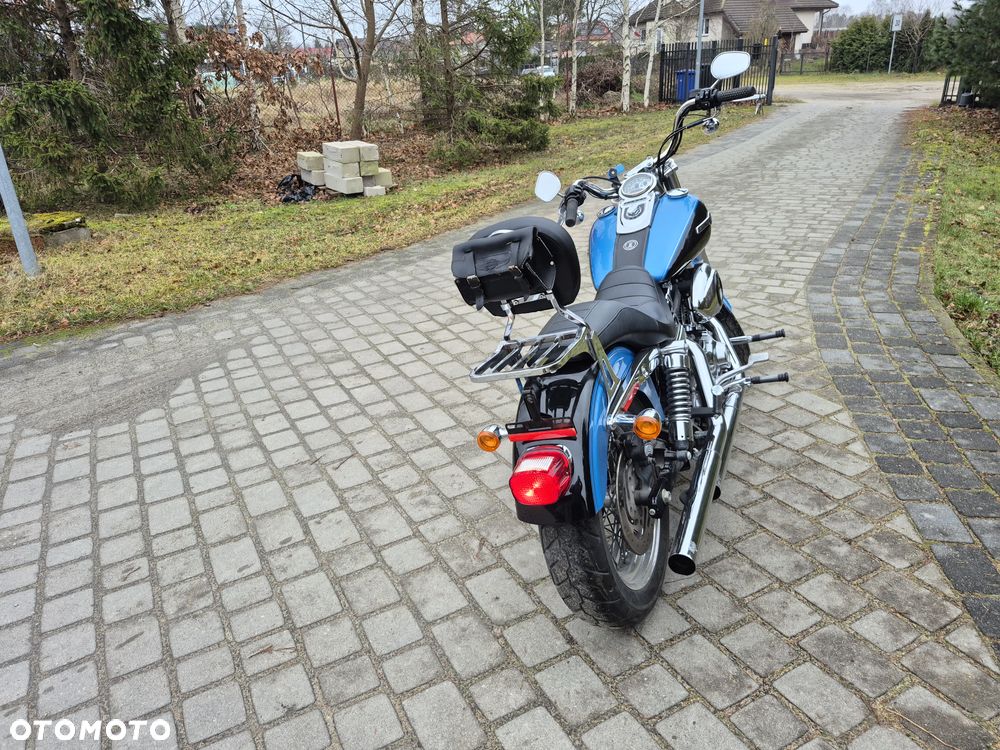 Harley-Davidson Dyna Super Glide - 4