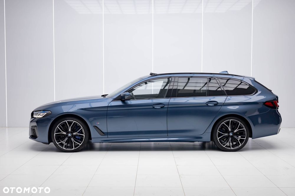 BMW Seria 5 540d xDrive M Sport Edition - 9