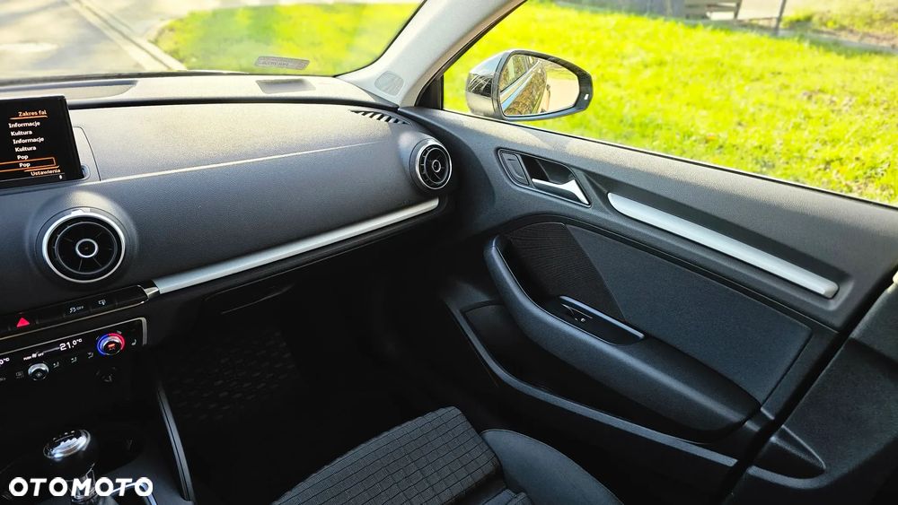 Audi A3 Sportback - 19