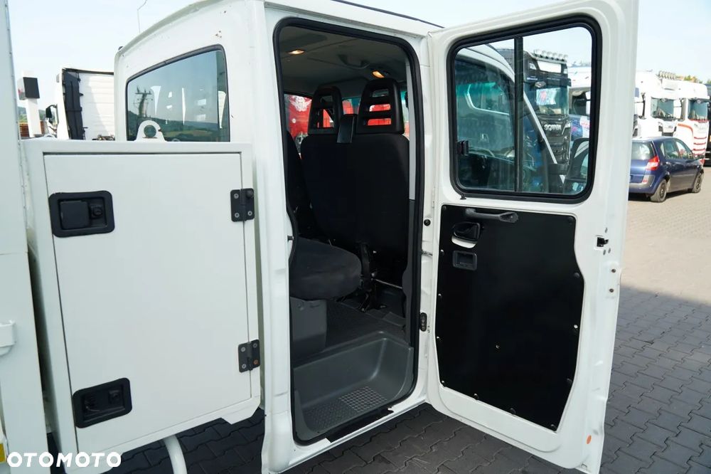 Iveco DAILY 35-130 / WYWROTKA TYLNOZSYPOWA STALOWA / BRYGADÓWKA - 7 OSÓB / BLIŹNIAK / MANUAL / SPROWADZONY / - 32