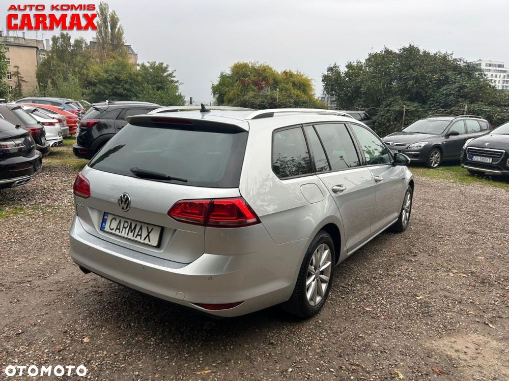 Volkswagen Golf - 11