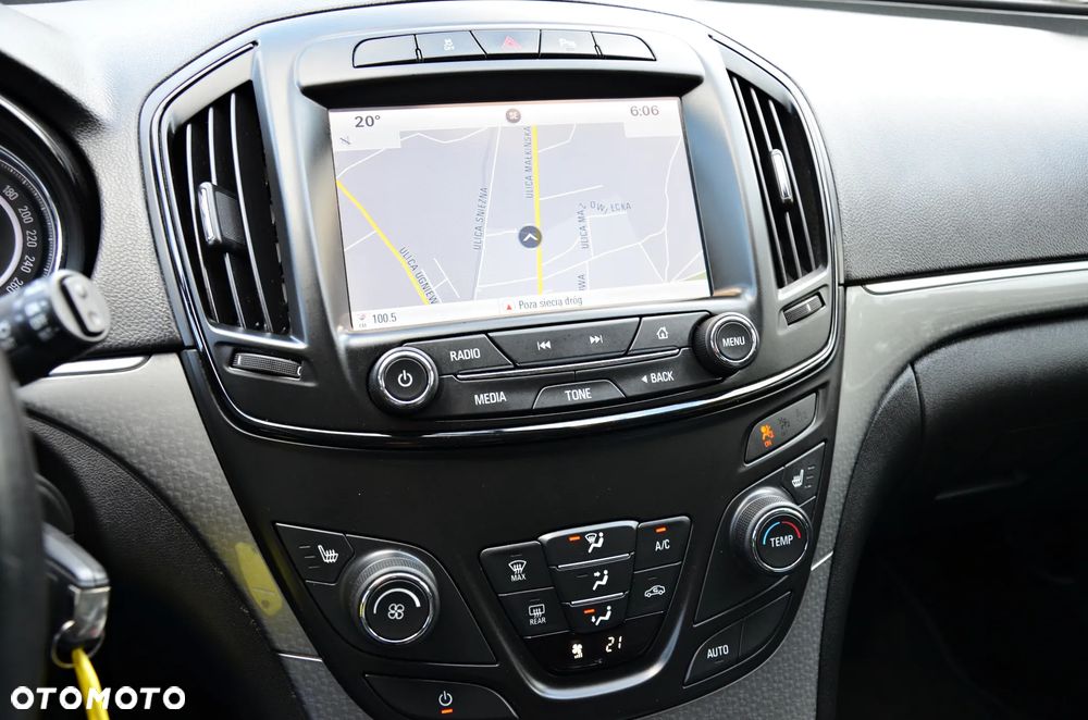Opel Insignia - 40