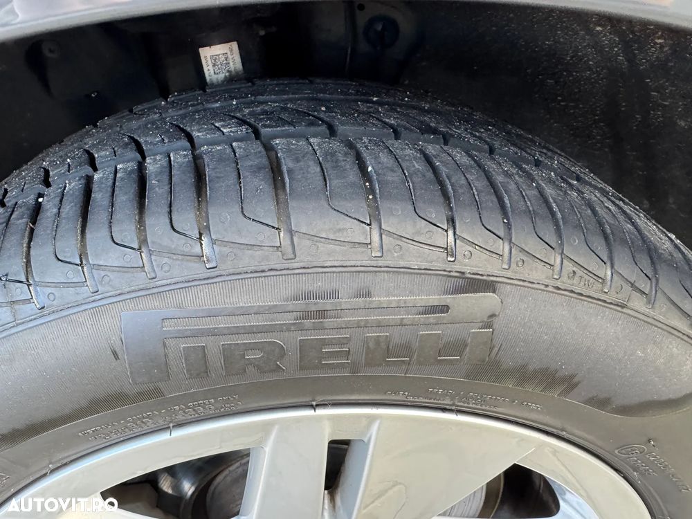 Volkswagen Golf 2.0 TDI DSG Style - 23