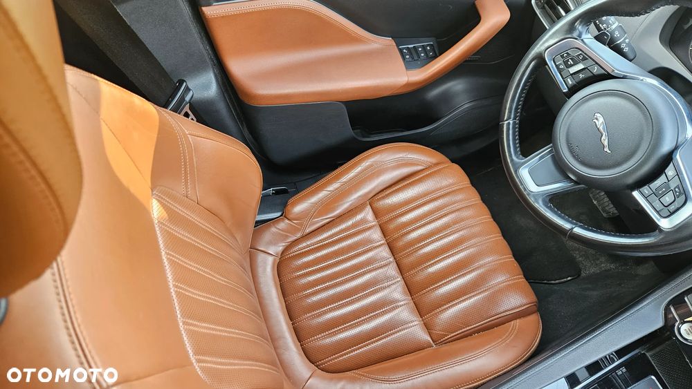 Jaguar F-Pace 2.0 i4P AWD Portfolio - 15