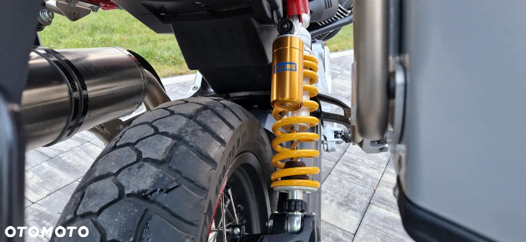 Moto Guzzi V85 - 15