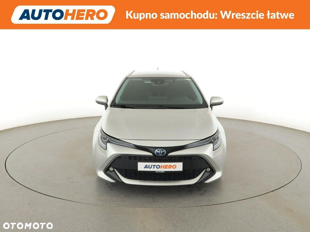 Toyota Corolla 2.0 Hybrid Executive - 12