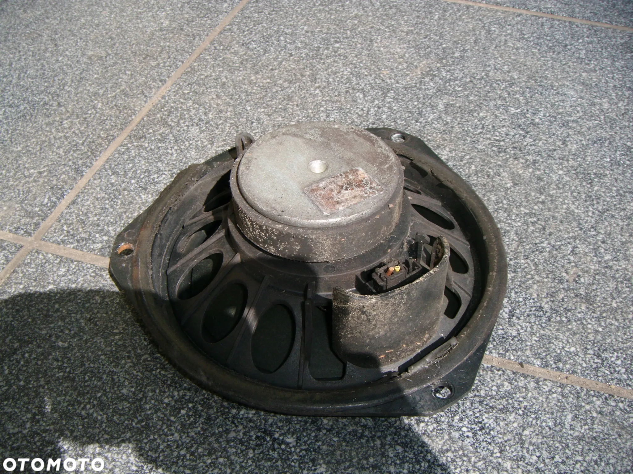opel tigra b 06r  głośnik w drzwi - 2