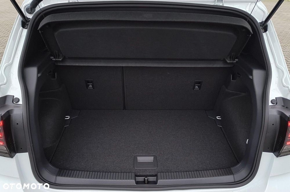 Volkswagen T-Cross - 19