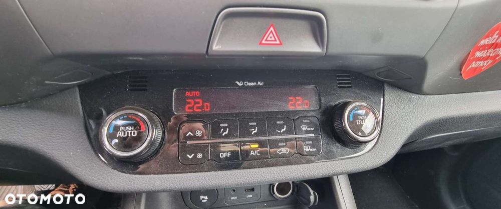 Kia Sportage - 12