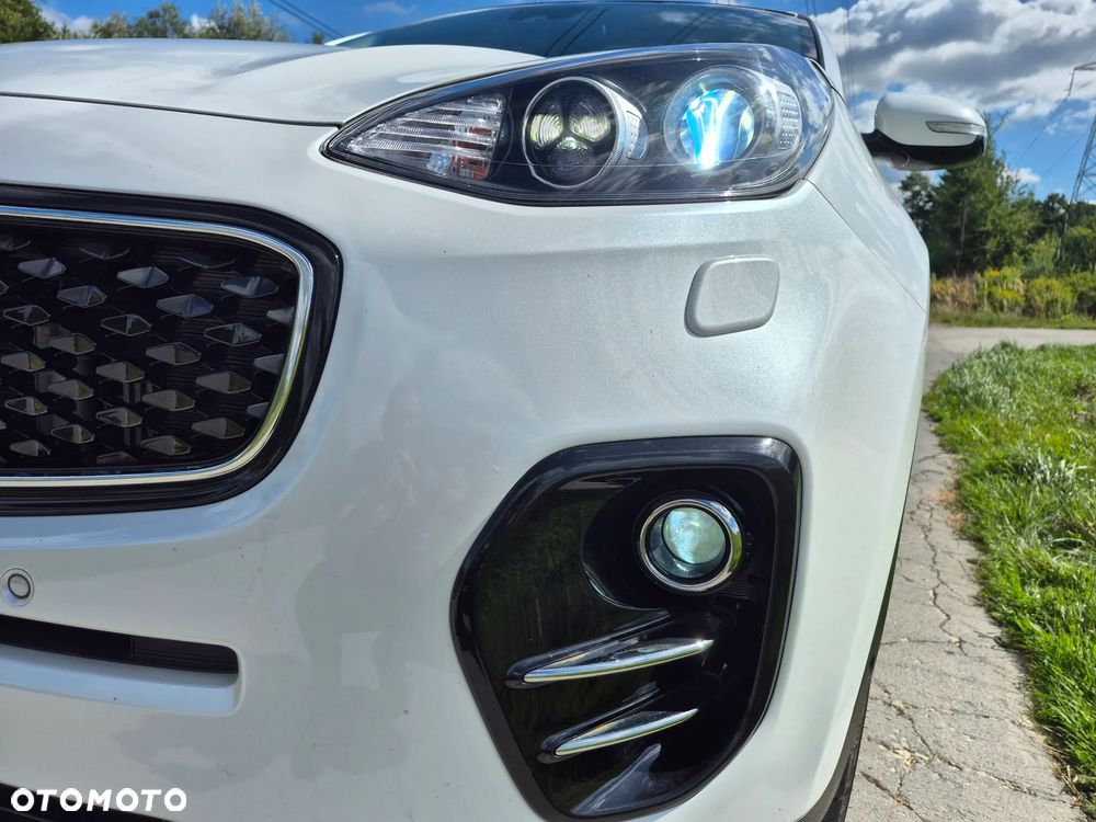Kia Sportage 2,0 CRDI AWD GT Line - 26