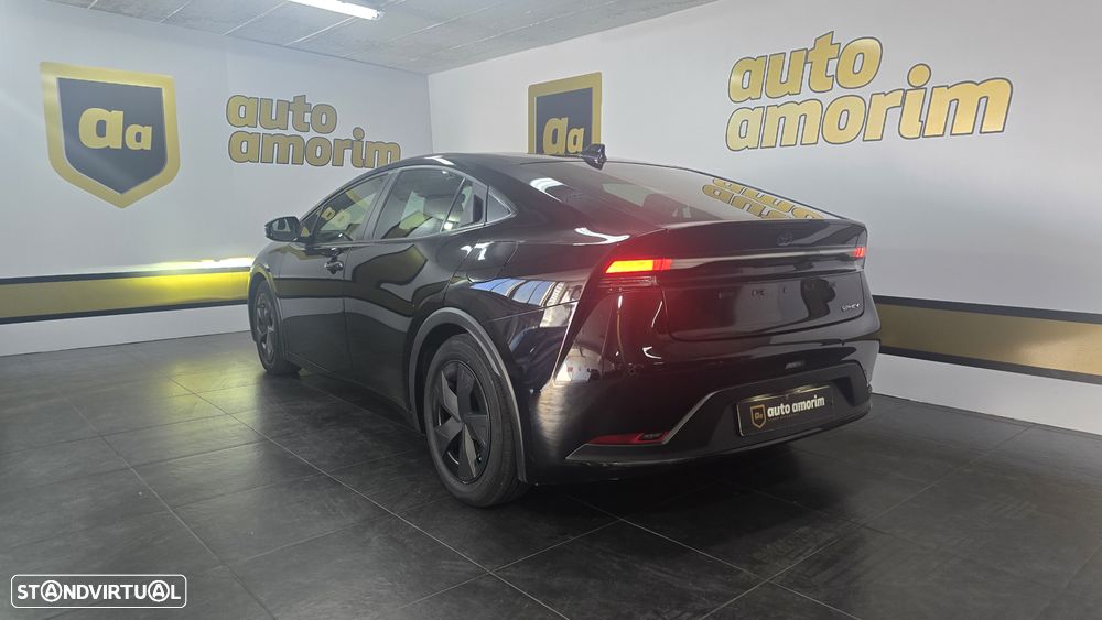 Toyota Prius 2.0 Plug-in Exclusive - 12