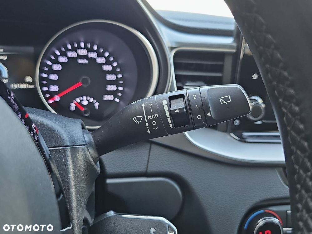 Kia Ceed 1.5 T-GDI M - 16