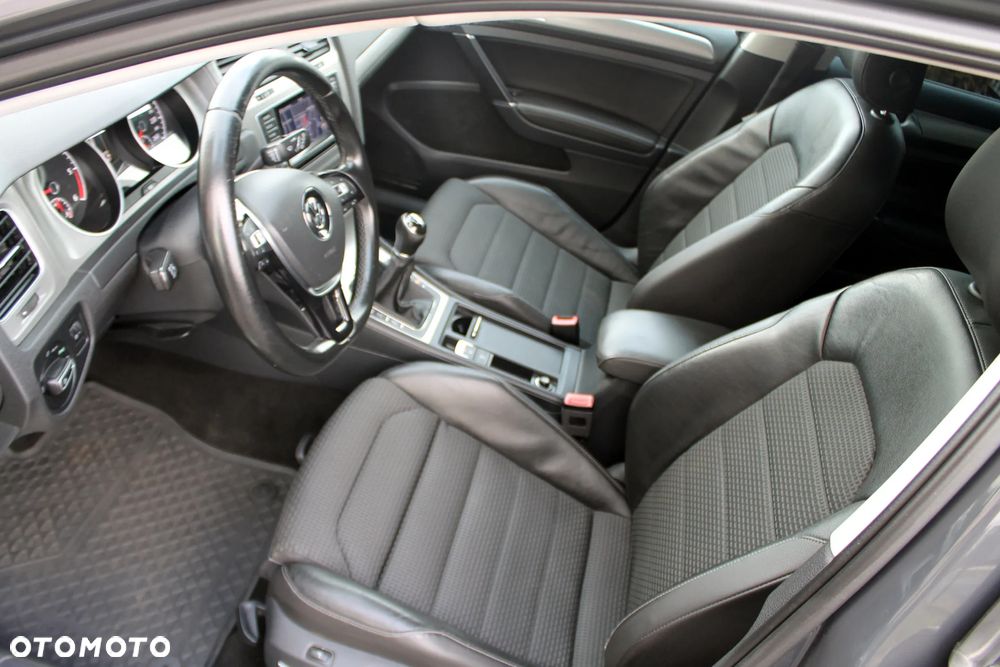 Volkswagen Golf 1.6 TDI 4Motion BlueMotion Technology Comfortline - 10