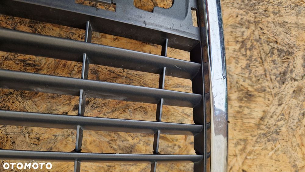 AUDI A6 C6 ATRAPA GRILL ZDERZAKA PRZÓD 4F0853651 - 7
