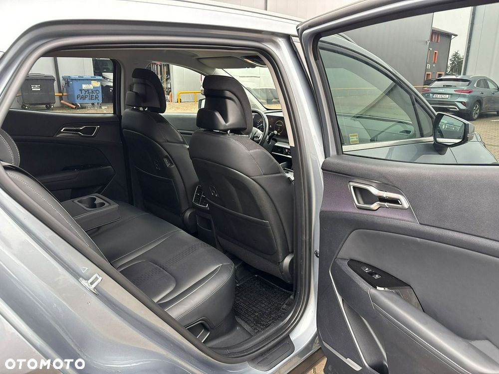 Kia Sportage 1.6 T-GDI HEV Business Line 2WD - 18