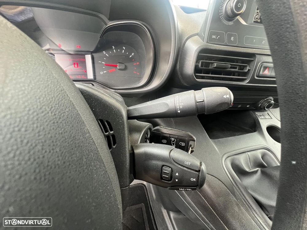 Citroën BERLINGO 1.6 HDI 100cv - 17