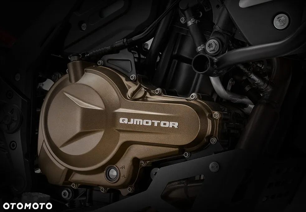 QJMOTOR SRT 600SX - 10