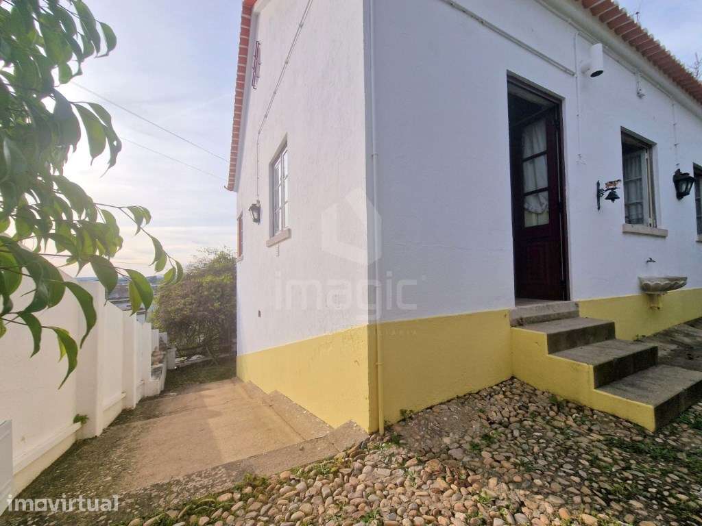 MORADIA T3 com garagem em Vila Nova da Barquinha. - Grande imagem: 5/37