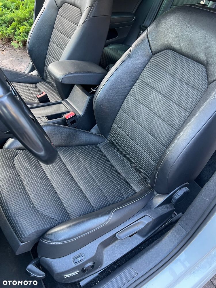 Volkswagen Golf VII 1.4 TSI BMT Highline DSG - 9
