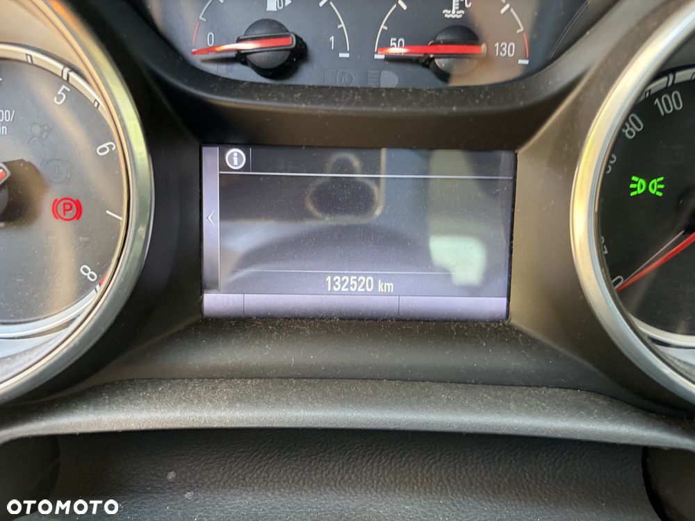 Opel Astra 1.4 T Elite - 13