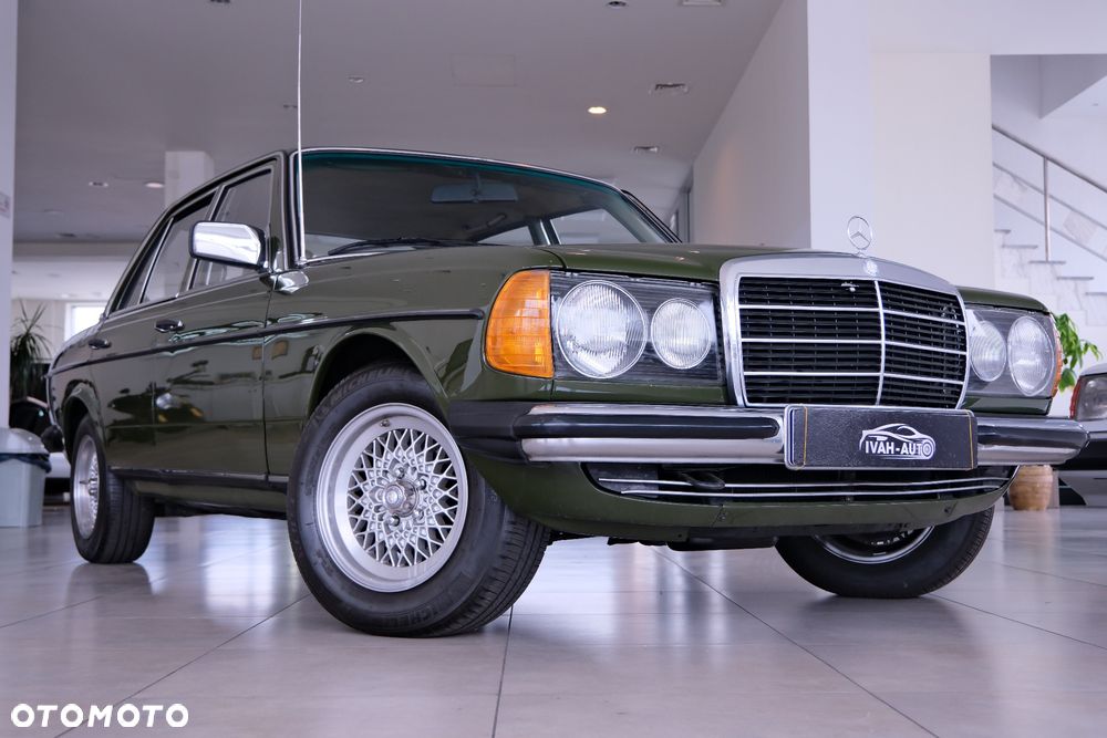 Mercedes-Benz W123 - 4