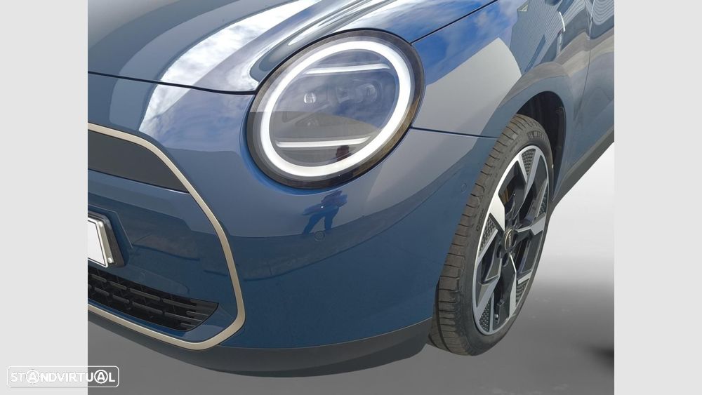 MINI 3 Portas Cooper E Favoured M - 17