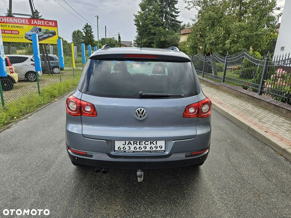 Volkswagen Tiguan - 5