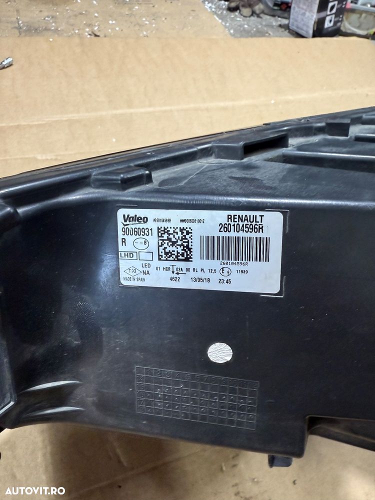Far dreapta full led pure vision RENAULT MEGANE 4 an 2018 cod 260104596R daylight alb nu e ingalbenit - 5