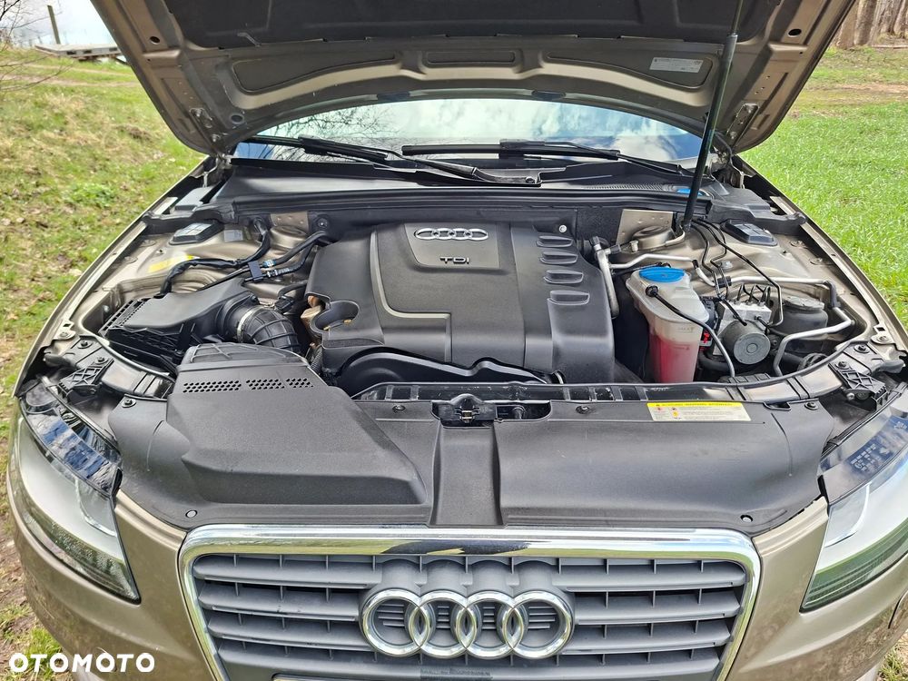 Audi A4 Avant 2.0 TDI - 11