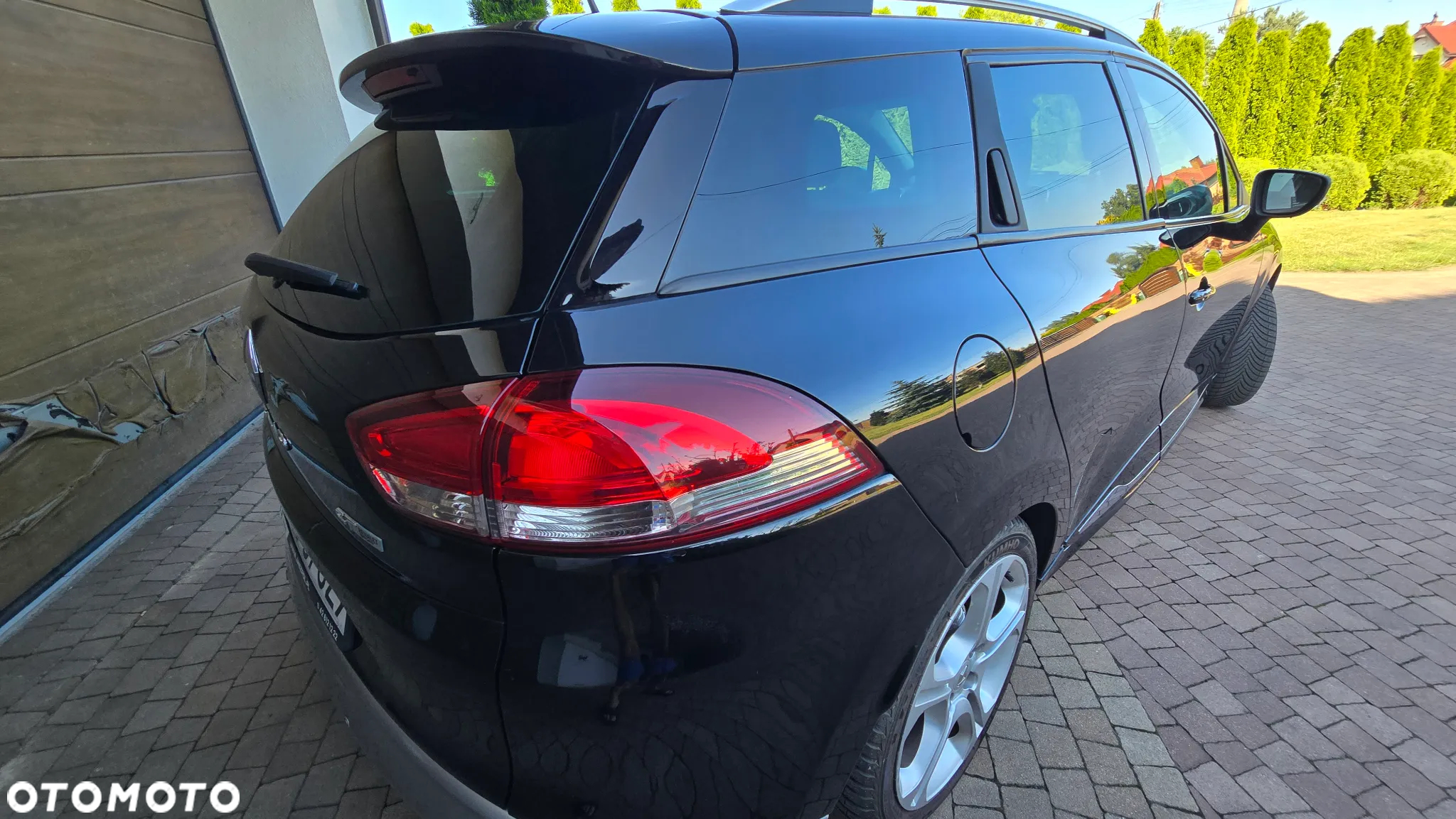 Renault Clio Grandtour TCe 120 EDC GT - 18
