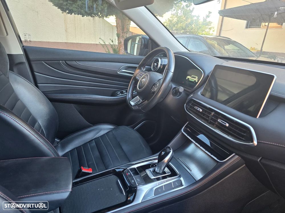 MG EHS 1.5 T-GDI Plug-in Hybrid Luxury - 11