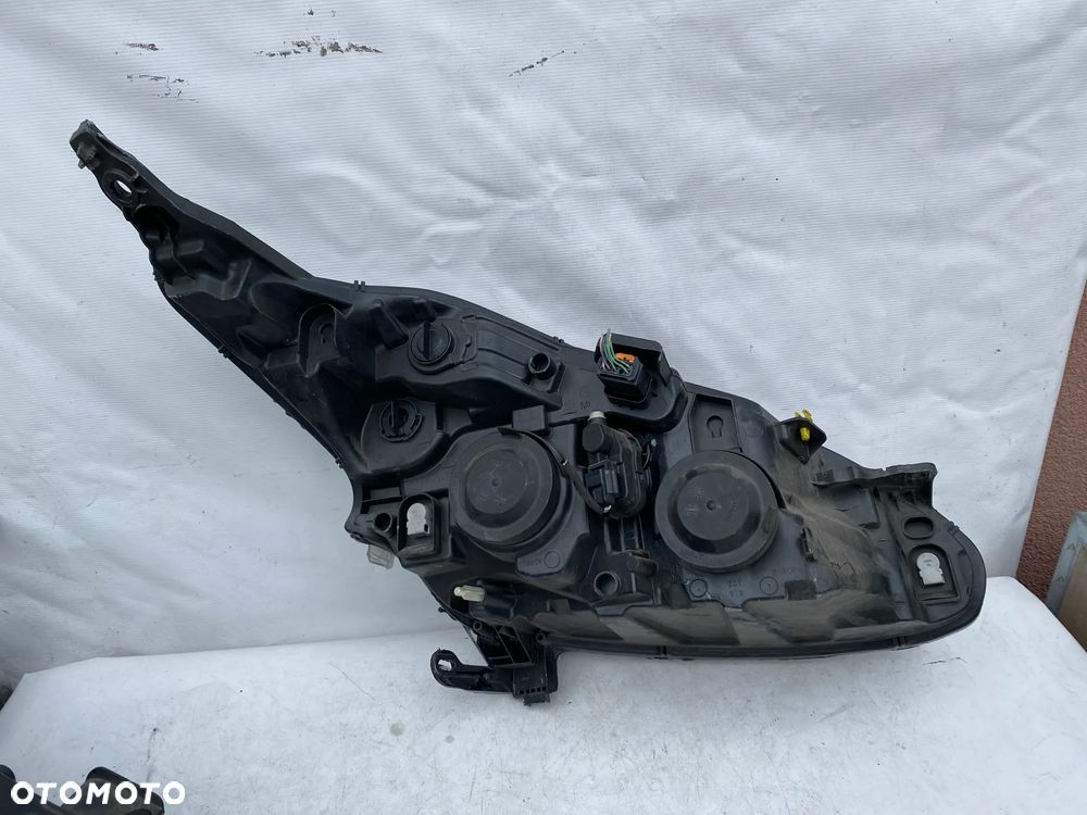 lampy peugeot 208 I komplet eu całe - 7