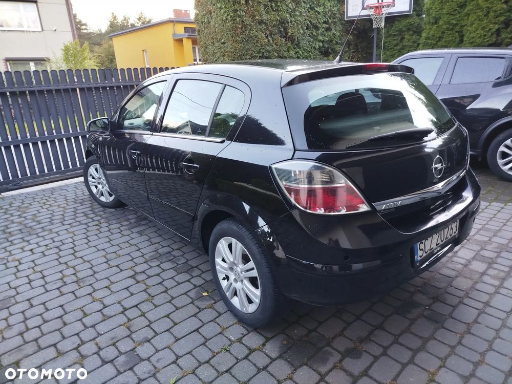 Opel Astra 1.7 CDTI Cosmo - 19
