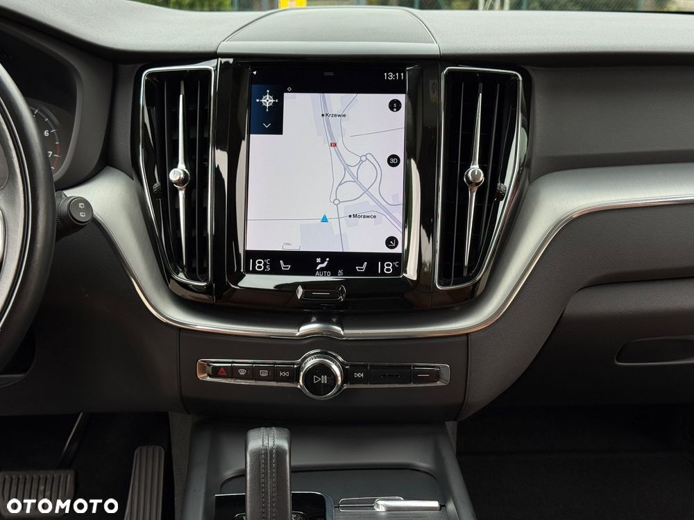 Volvo XC 60 B4 B Geartronic Momentum Pro - 16