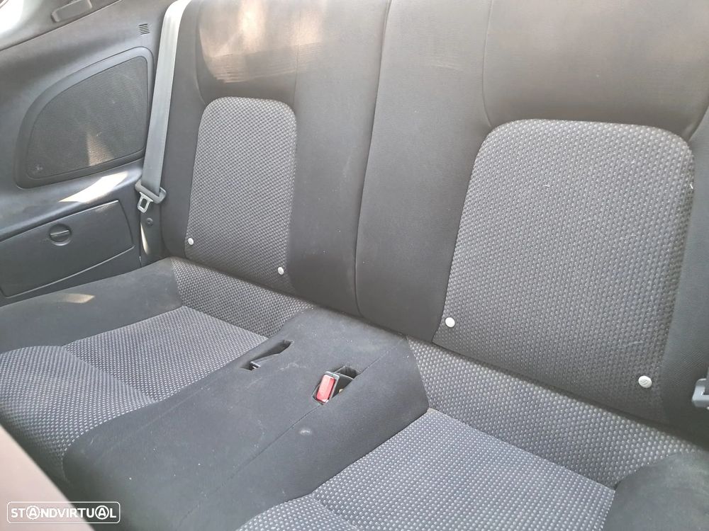 Hyundai Coupe 1.6 16V FX - 6