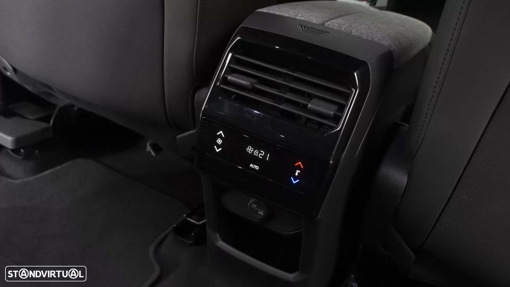 Peugeot 5008 1.2 Hybrid Allure e-DCS6 — fotografia 12