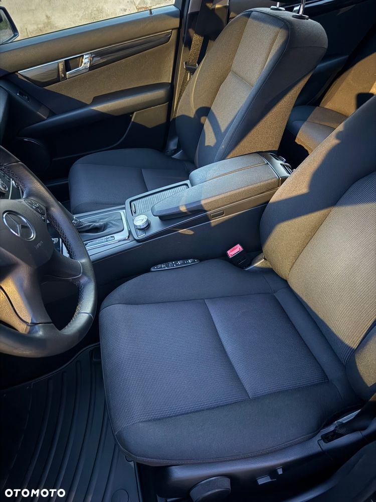 Mercedes-Benz Klasa C 200 CDI DPF Automatik Elegance - 11