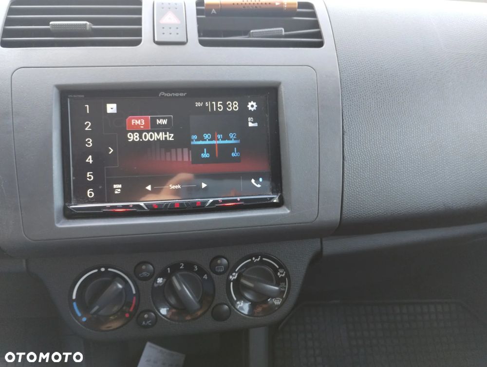 Suzuki Swift - 16