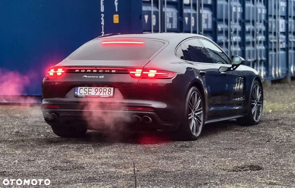 Porsche Panamera - 6