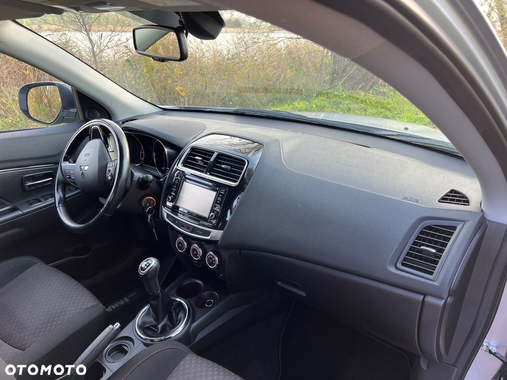 Mitsubishi ASX 1.6 2WD Diamant Edition - 11