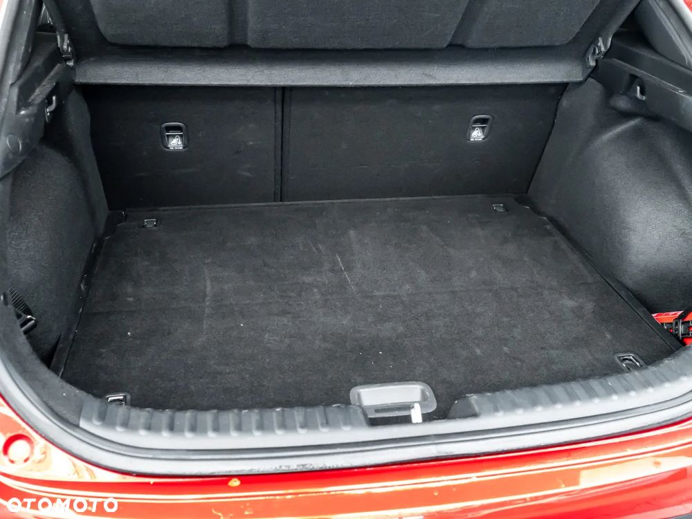 Kia XCeed 1.5 T-GDI M - 28
