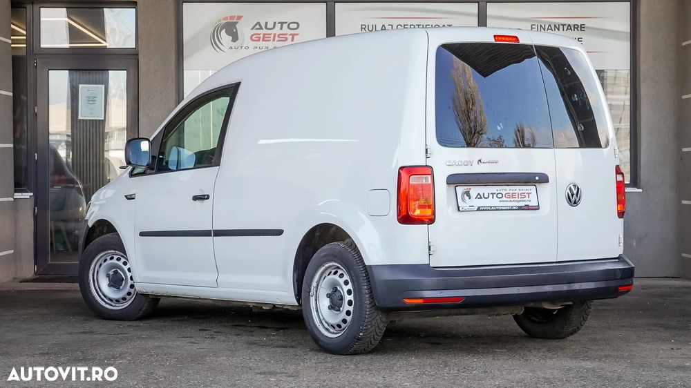 Volkswagen Caddy - 8