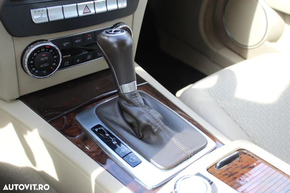 MERCEDES-BENZ C-Class 2013 — imagine 8