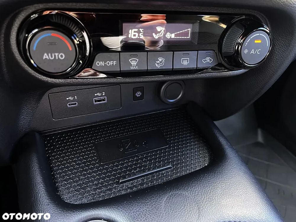 Nissan Juke 1.0 DIG-T N-Connecta - 19