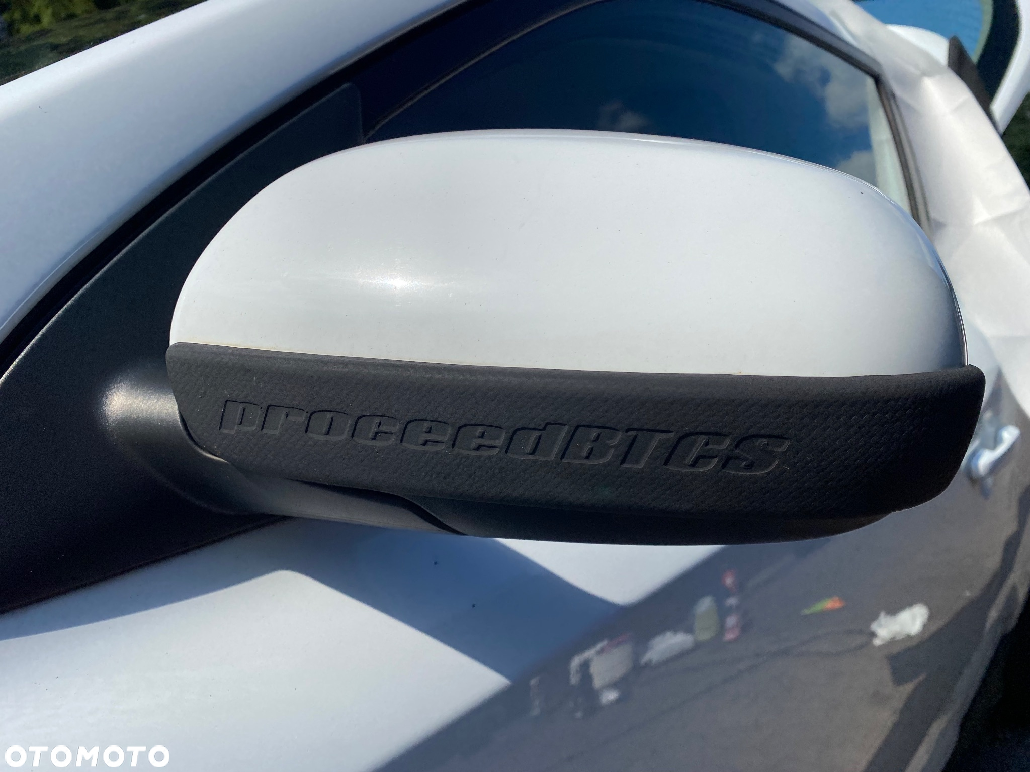 Kia Ceed - 12