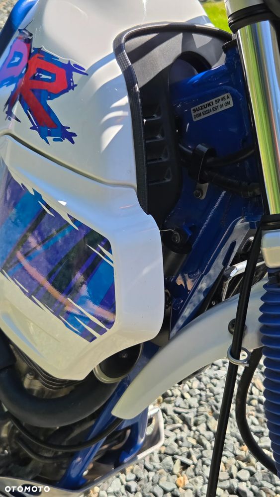 Suzuki DR - 5