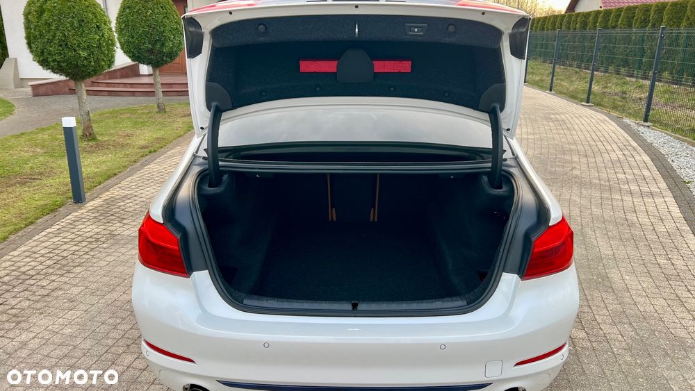 BMW Seria 5 520d xDrive Sport Line sport - 6